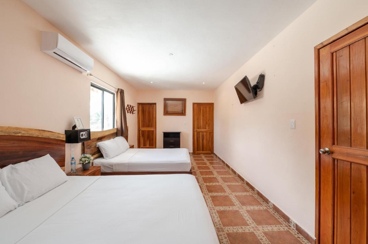 El Perico Marinero Hotel Río Lagartos