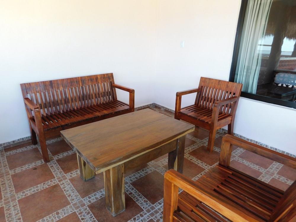 Hotel El Perico Marinero
