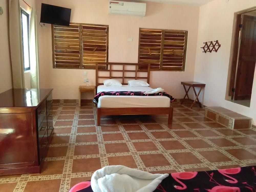 El Perico Marinero Hotel 2*